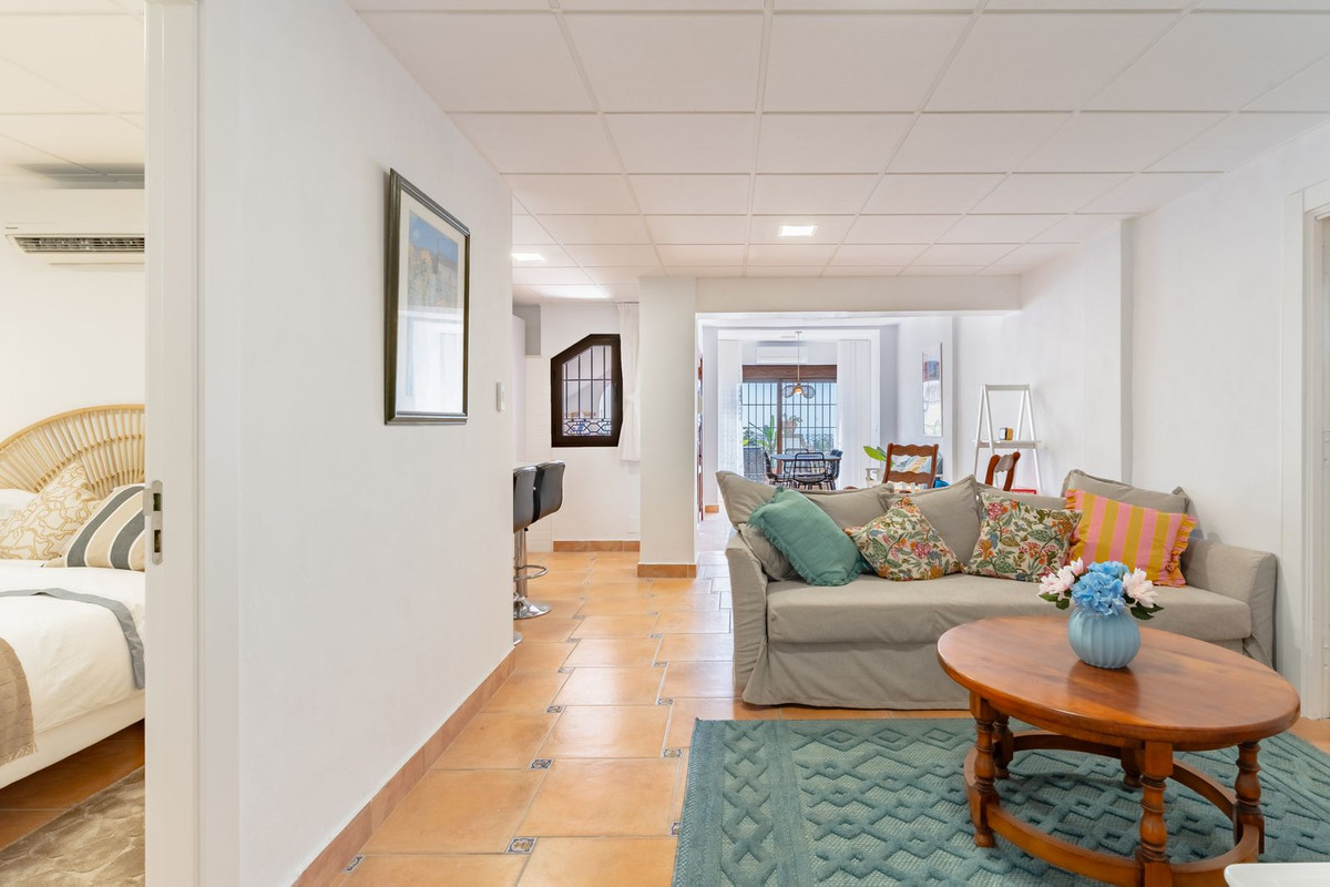 Huis te koop in Torre del Mar | 9 slaapkamers H5115445