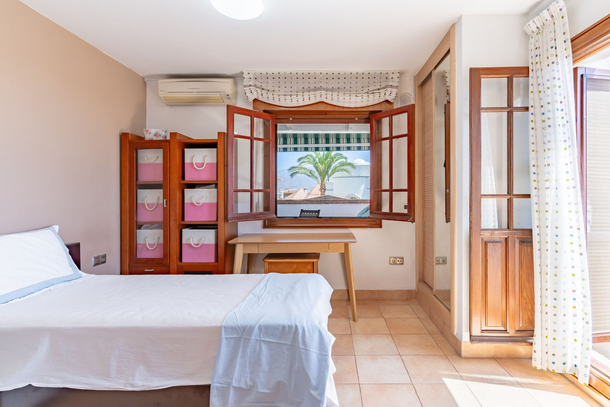 Huis te koop in Torre del Mar | 9 slaapkamers H5115445