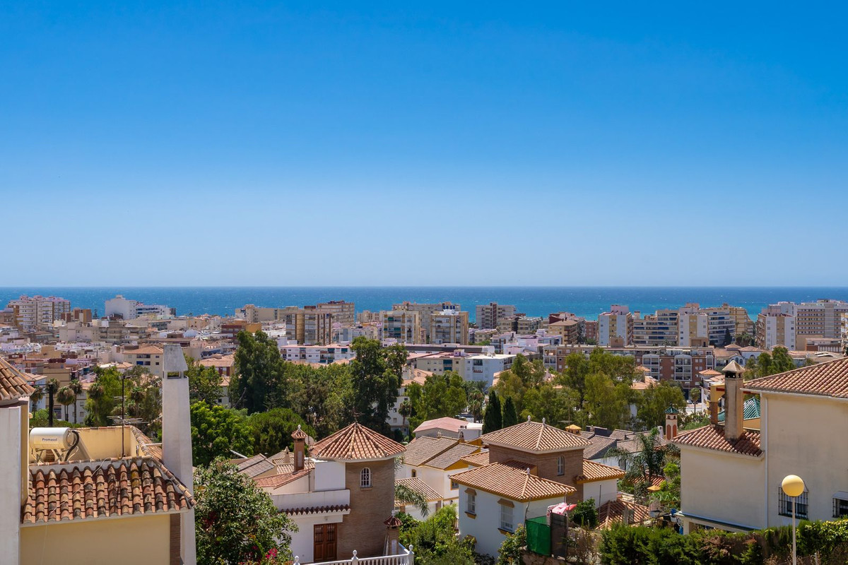 Huis te koop in Torre del Mar | 9 slaapkamers H5115445