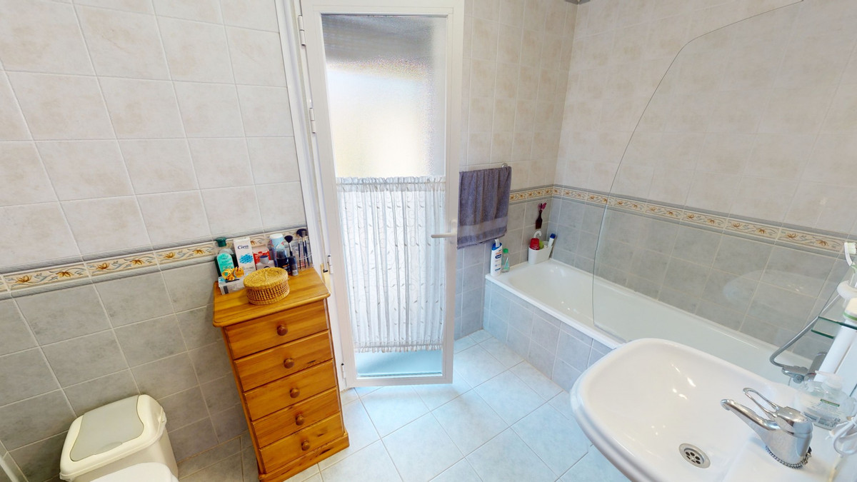 Huis te koop in Torre del Mar | 3 slaapkamers H5148316