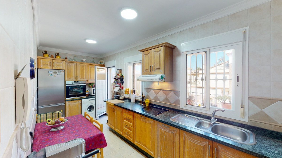 Huis te koop in Torre del Mar | 3 slaapkamers H5148316