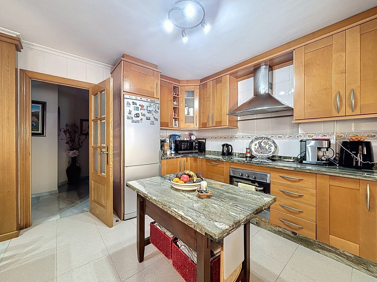 Huis te koop in Torre del Mar | 4 slaapkamers H5342428