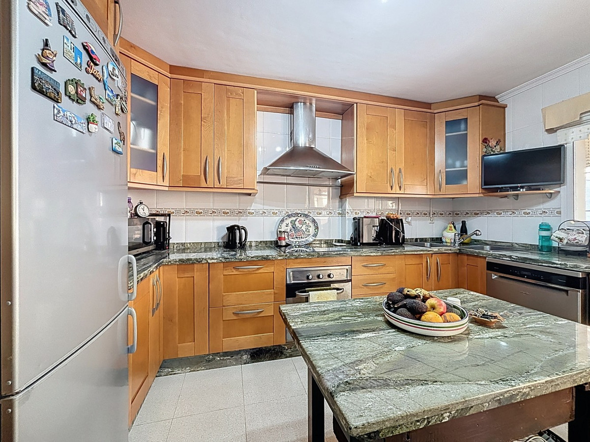 Huis te koop in Torre del Mar | 4 slaapkamers H5342428