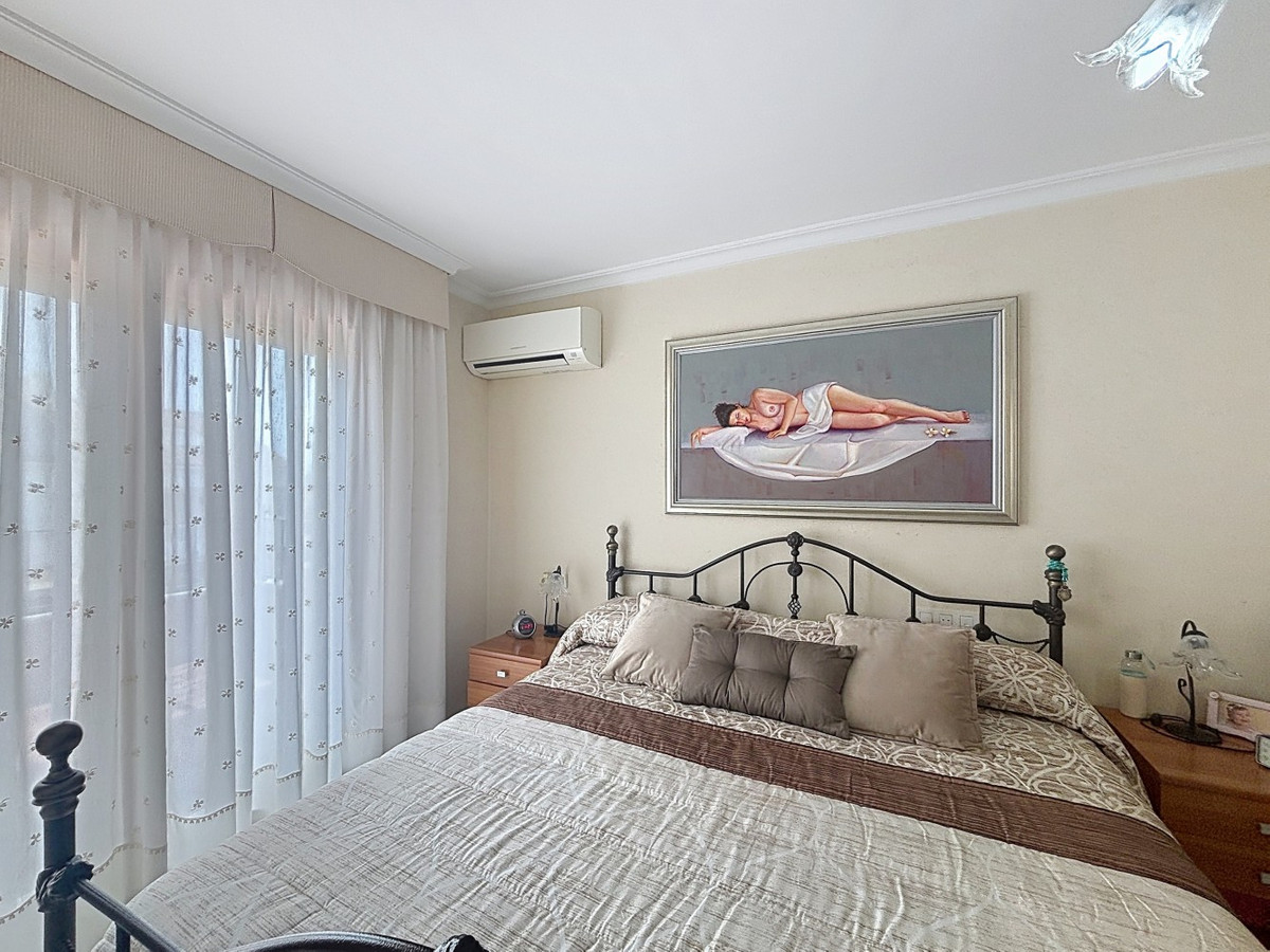 Huis te koop in Torre del Mar | 4 slaapkamers H5342428