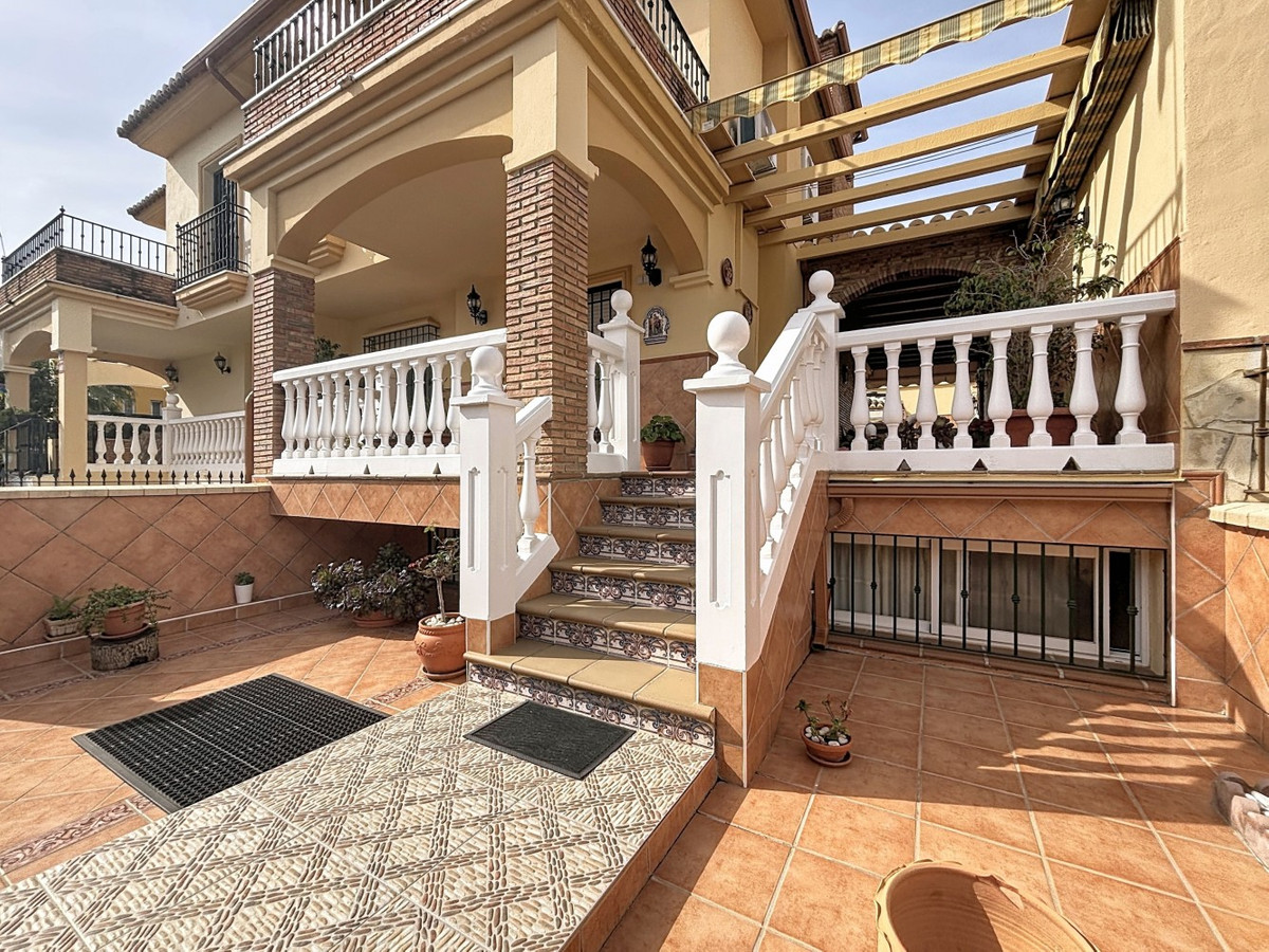 Huis te koop in Torre del Mar | 4 slaapkamers H5342428
