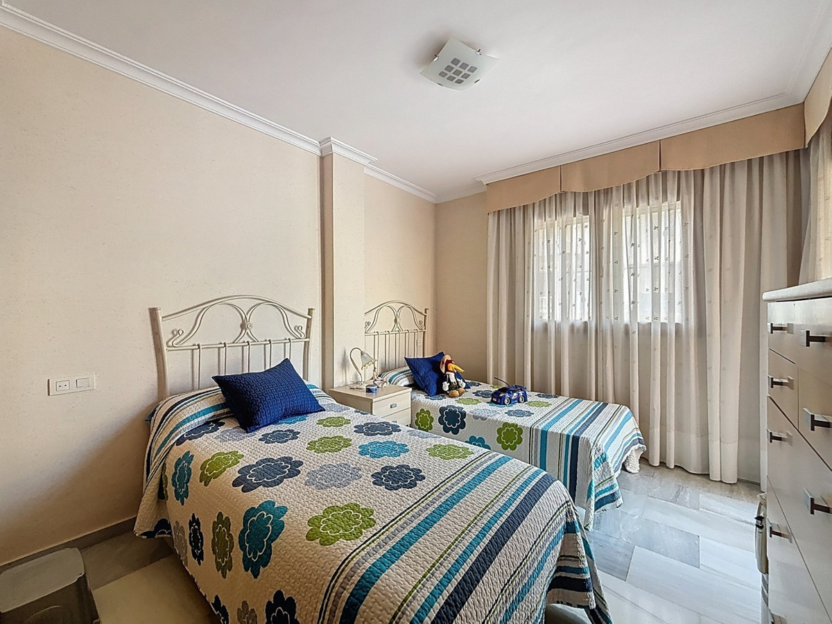 Huis te koop in Torre del Mar | 4 slaapkamers H5342428