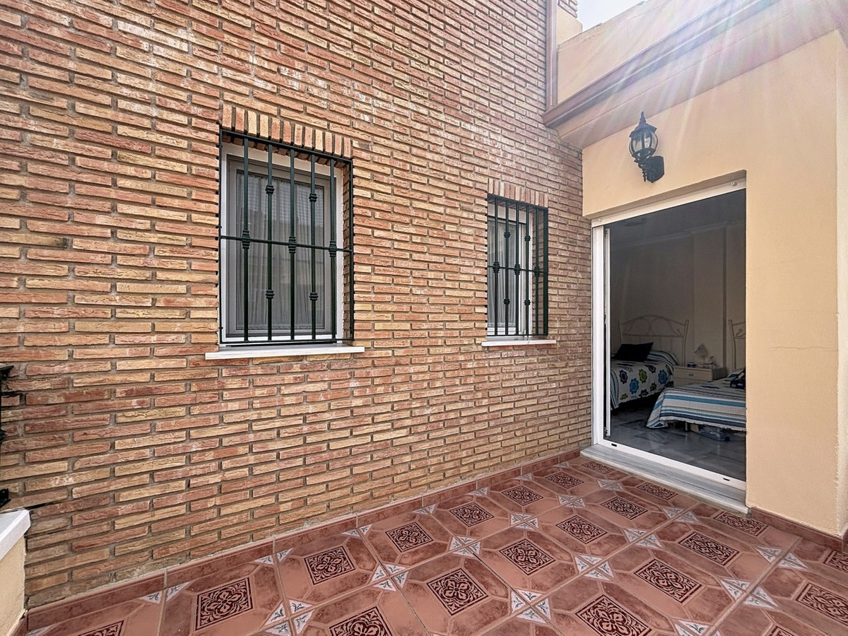 Huis te koop in Torre del Mar | 4 slaapkamers H5342428