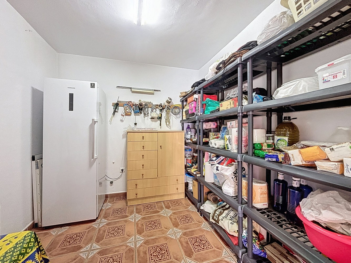 Huis te koop in Torre del Mar | 4 slaapkamers H5342428