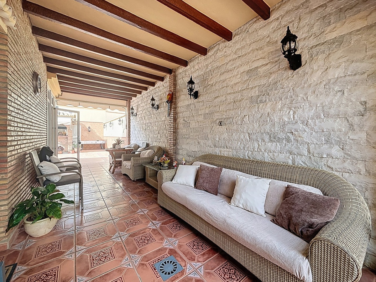 Huis te koop in Torre del Mar | 4 slaapkamers H5342428