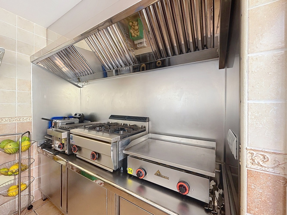 Huis te koop in Torre del Mar | 4 slaapkamers H5342428