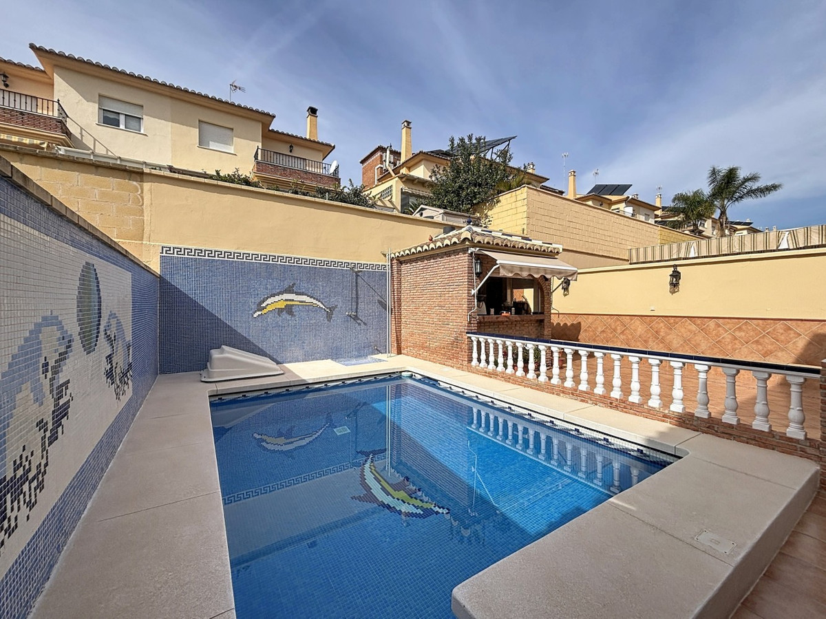 Huis te koop in Torre del Mar | 4 slaapkamers H5342428