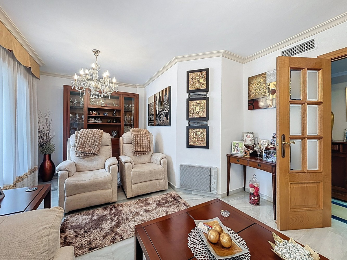 Huis te koop in Torre del Mar | 4 slaapkamers H5342428