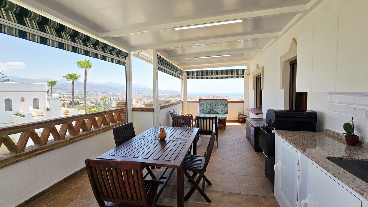 Huis te koop in Torre del Mar | 9 slaapkamers H5436022