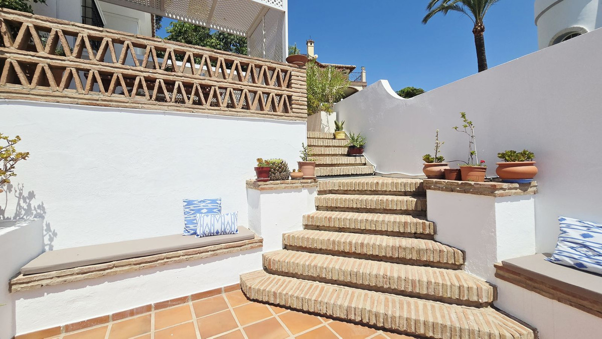 Huis te koop in Torre del Mar | 9 slaapkamers H5436022