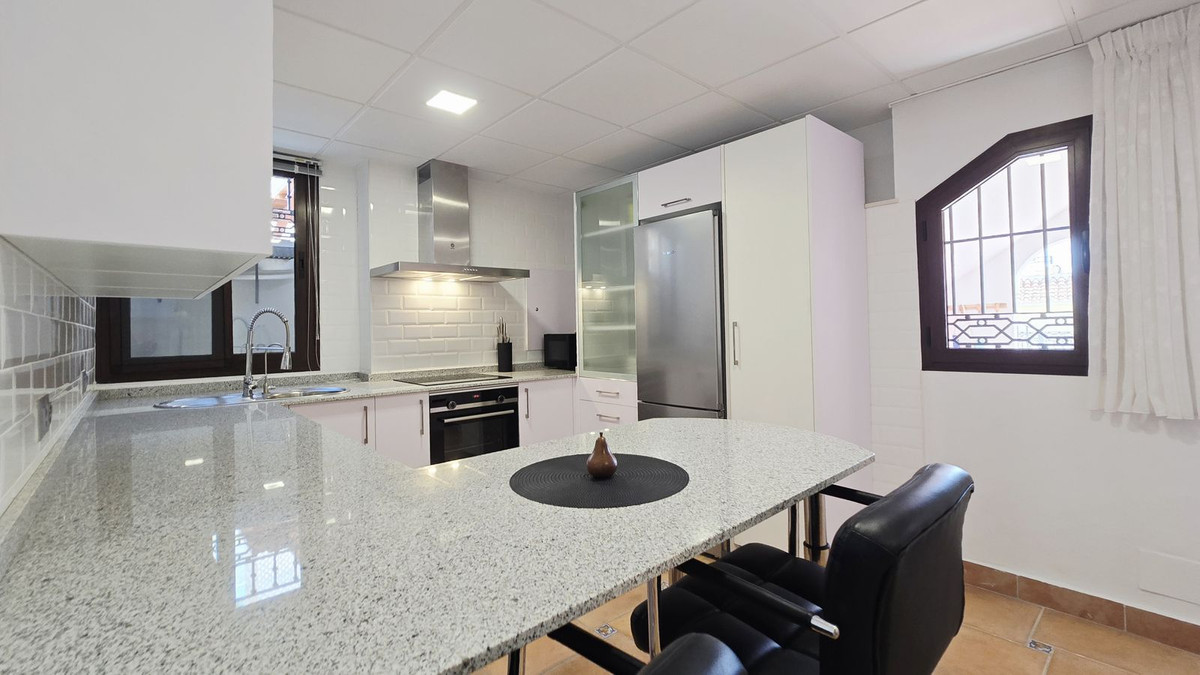 Huis te koop in Torre del Mar | 9 slaapkamers H5436022