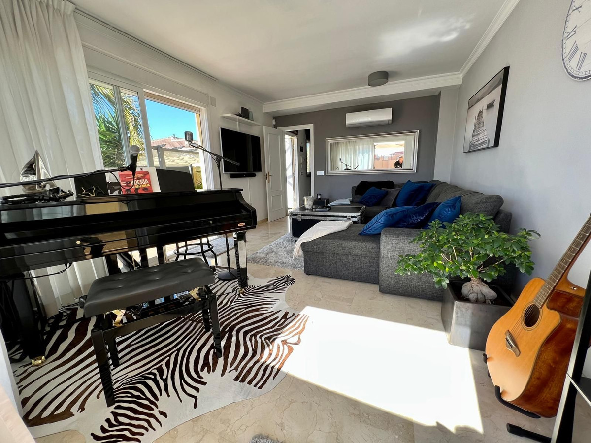 Geschakelde Woning in Torreblanca-13