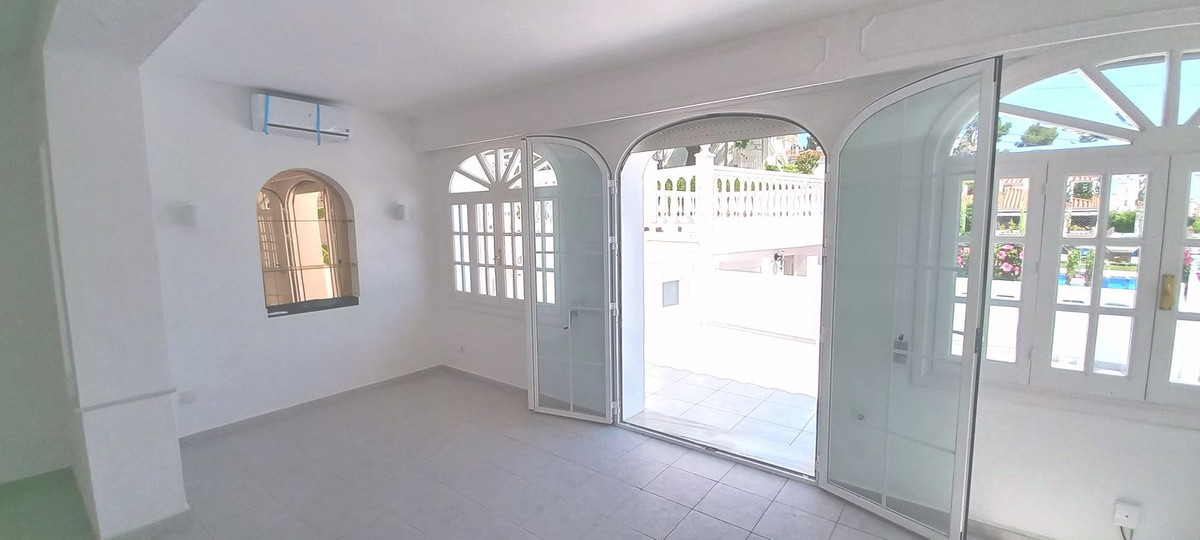 Vrijstaande Villa in Torreblanca-7