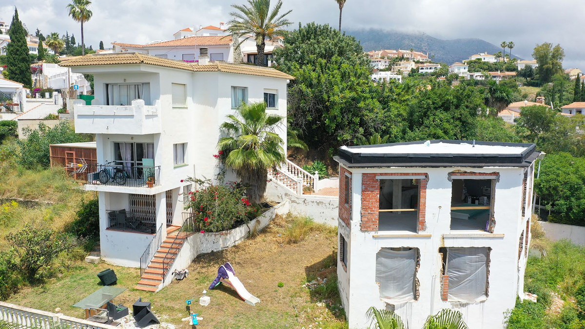 Huis te koop in Torreblanca | 9 slaapkamers H5039632