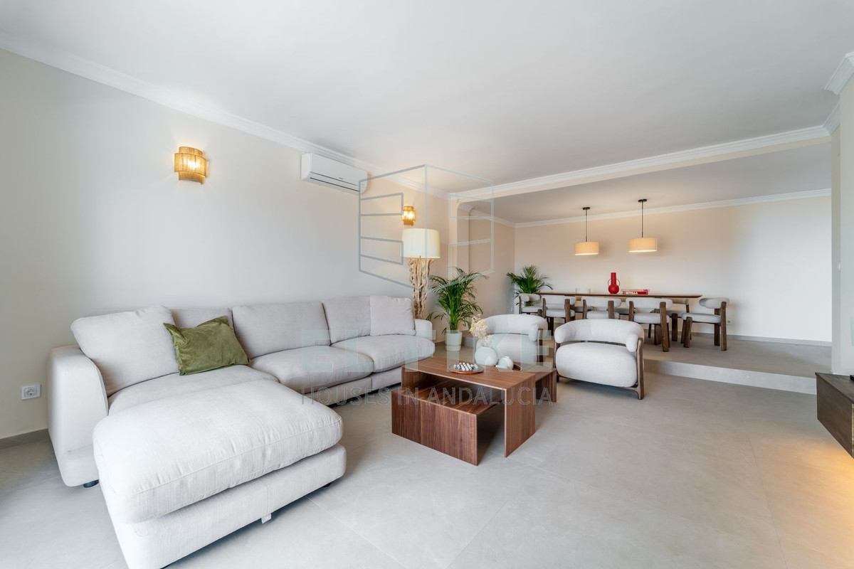 Huis te koop in Torreblanca | 5 slaapkamers H5124019