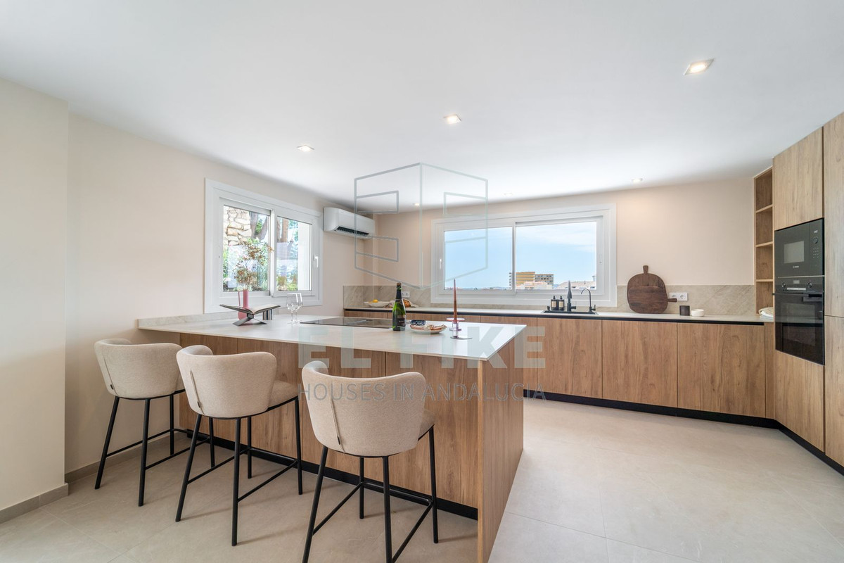 Huis te koop in Torreblanca | 5 slaapkamers H5124019