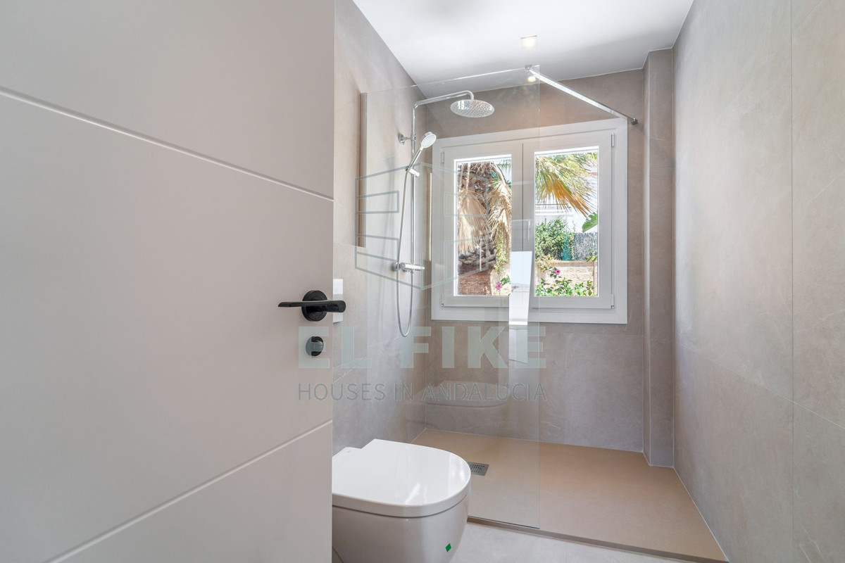 Huis te koop in Torreblanca | 5 slaapkamers H5124019