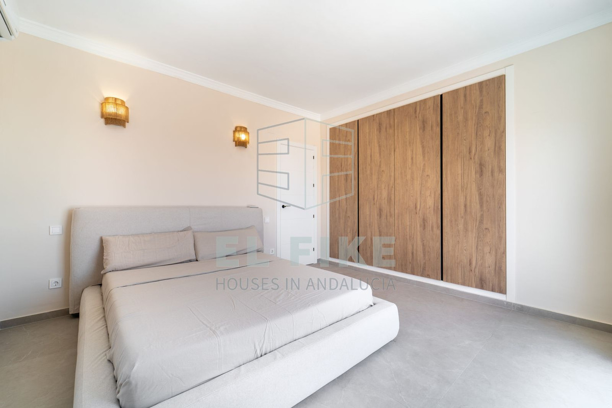 Huis te koop in Torreblanca | 5 slaapkamers H5124019