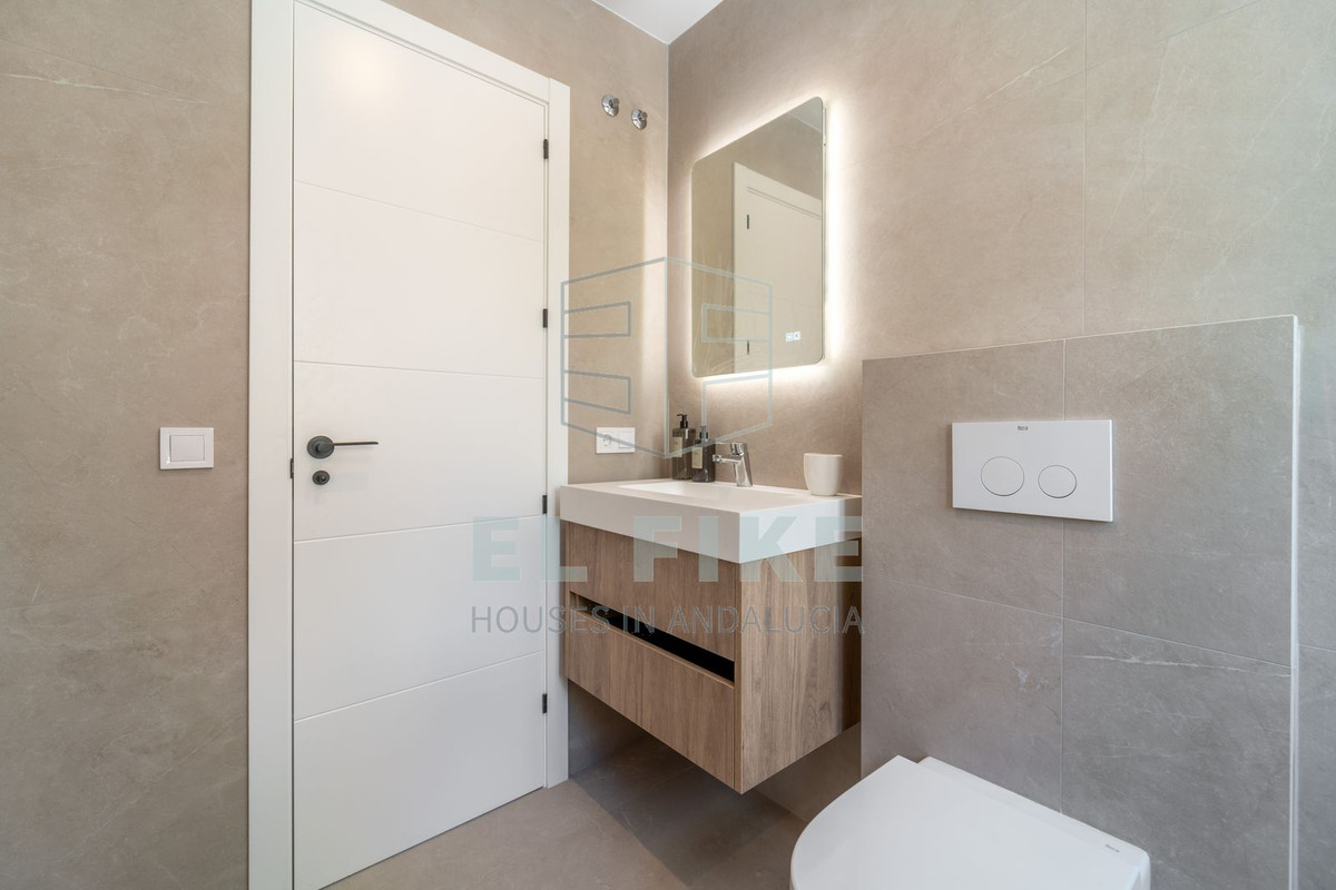 Huis te koop in Torreblanca | 5 slaapkamers H5124019