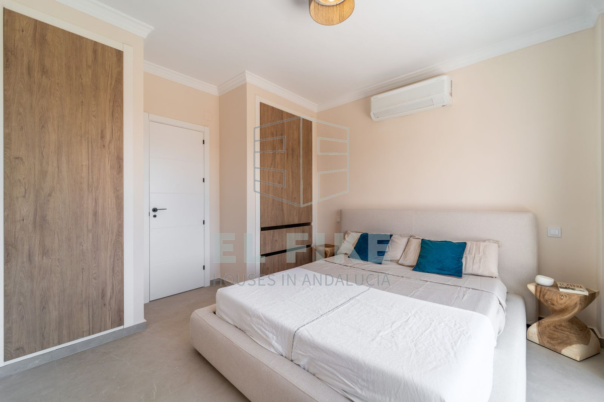 Huis te koop in Torreblanca | 5 slaapkamers H5124019
