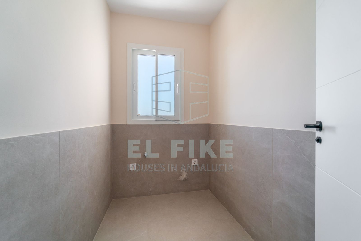 Huis te koop in Torreblanca | 5 slaapkamers H5124019