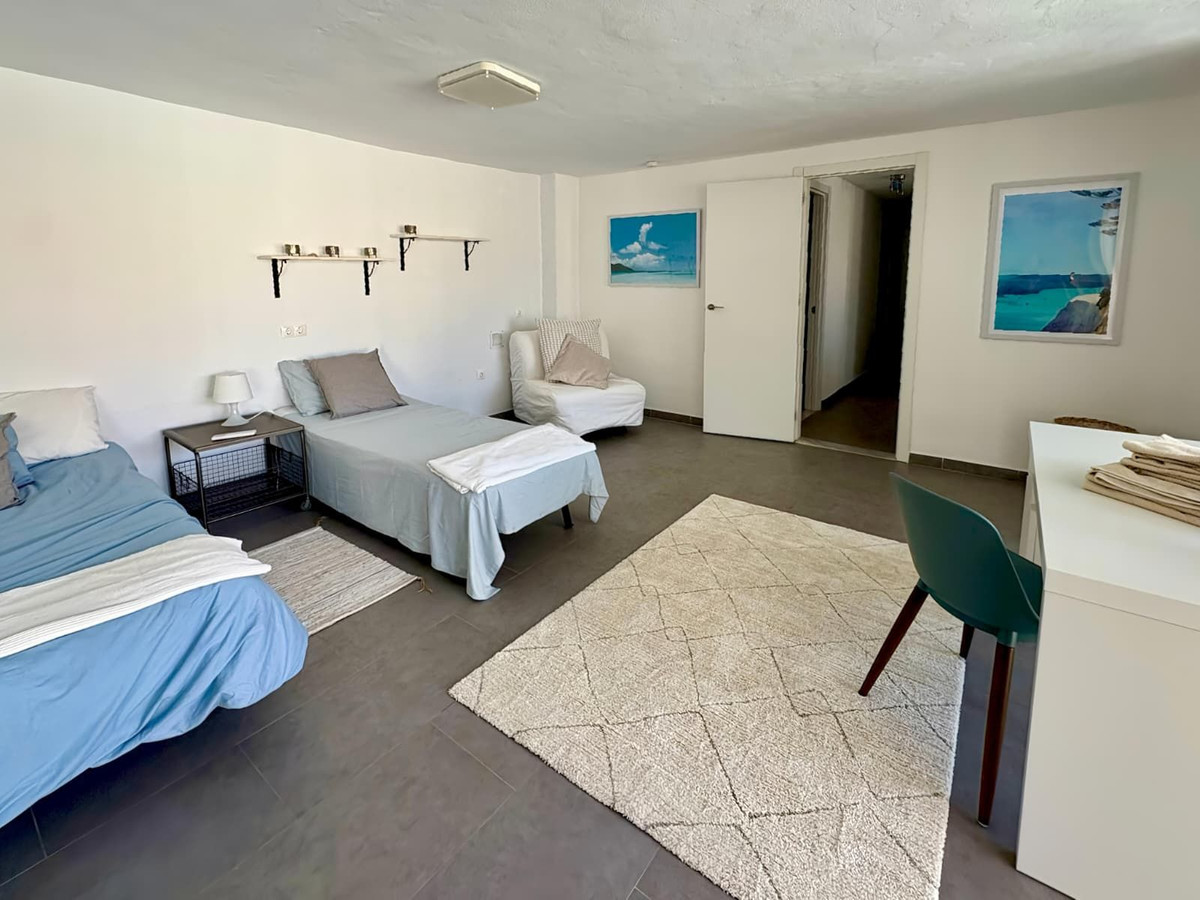 Huis te koop in Torreblanca | 4 slaapkamers H5147164