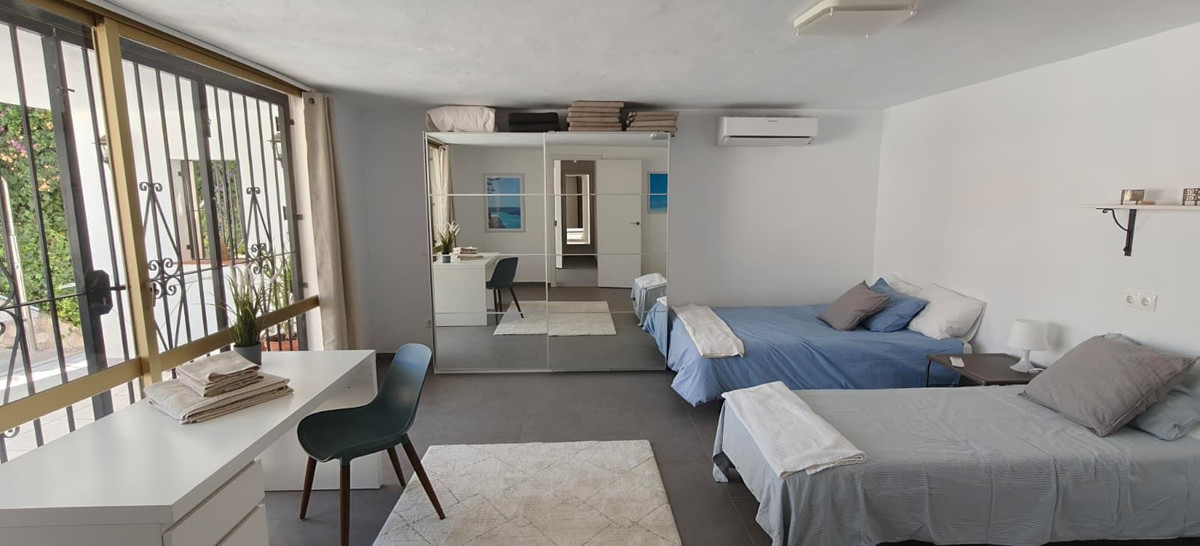 Huis te koop in Torreblanca | 4 slaapkamers H5147164