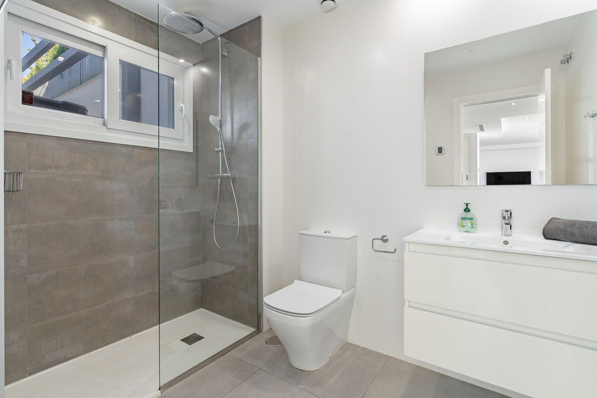 Huis te koop in Torreblanca | 5 slaapkamers H5289619