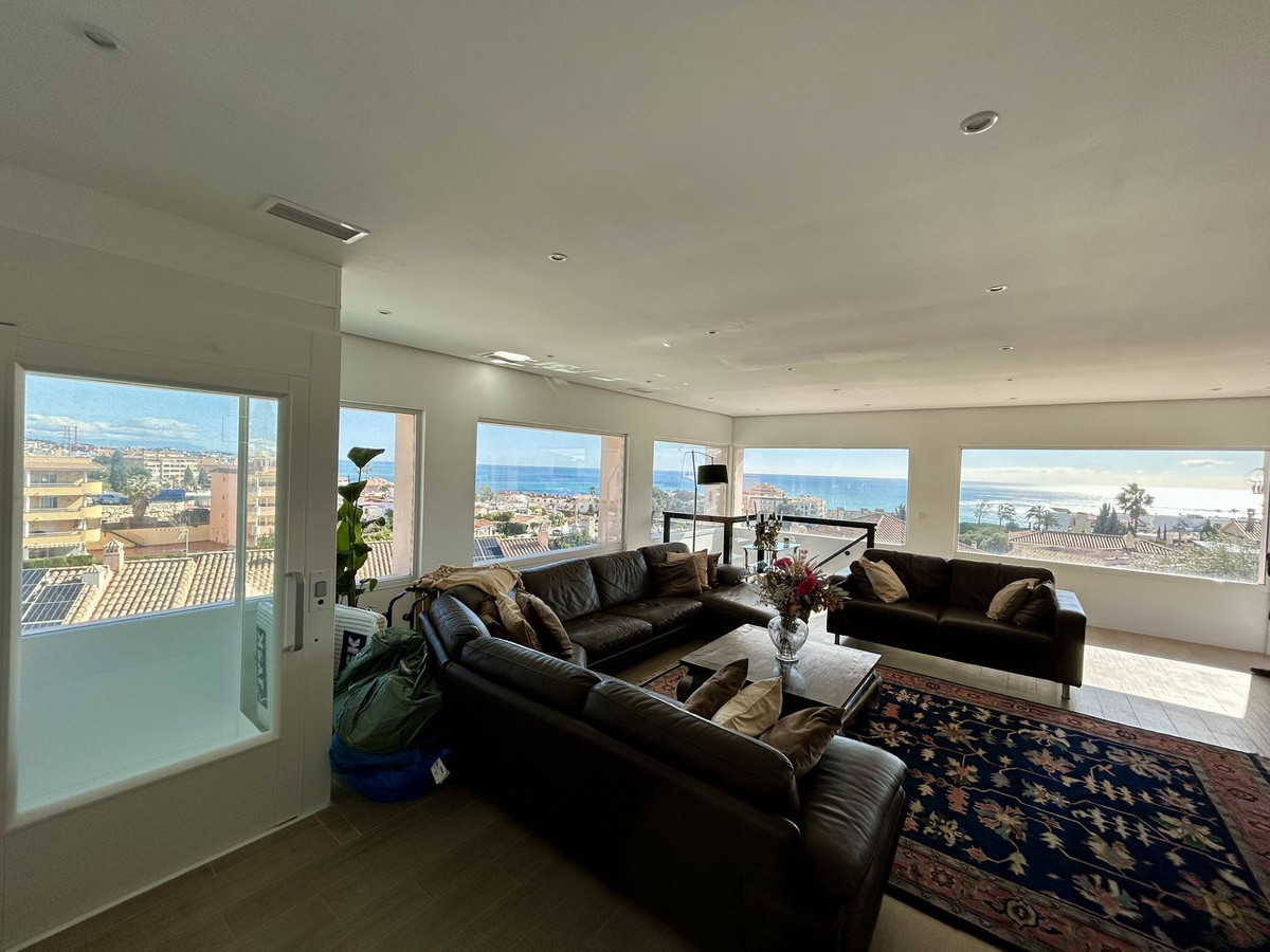 Huis te koop in Torreblanca | 6 slaapkamers H5324533