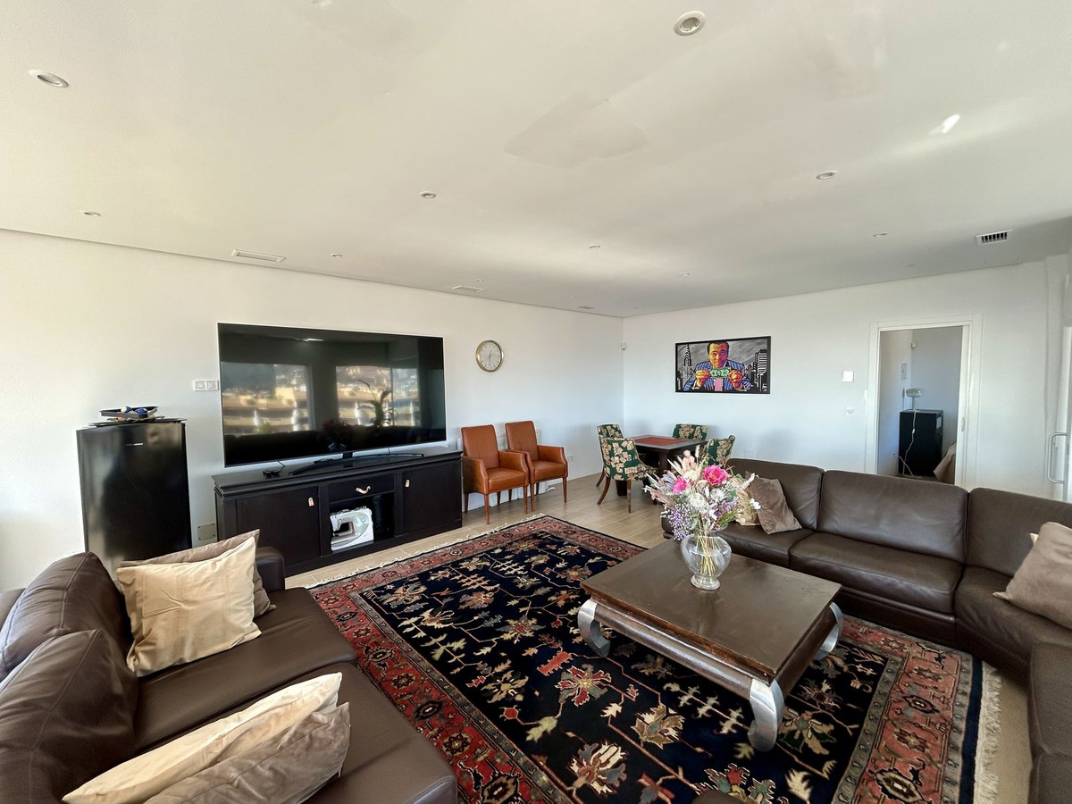 Huis te koop in Torreblanca | 6 slaapkamers H5324533