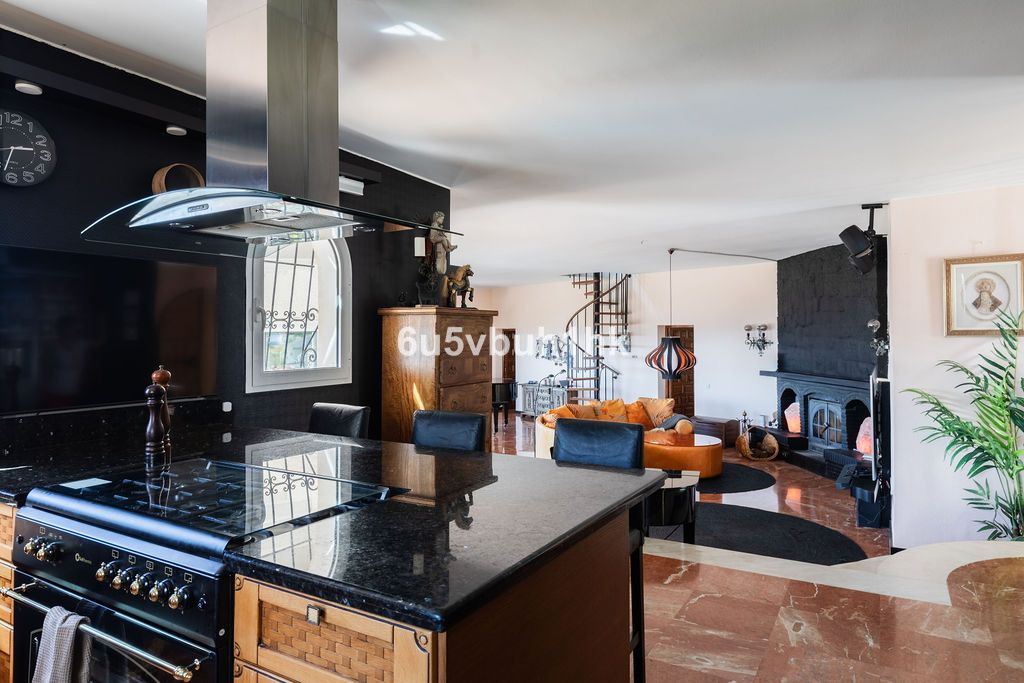 Huis te koop in Torreblanca | 4 slaapkamers H5343934