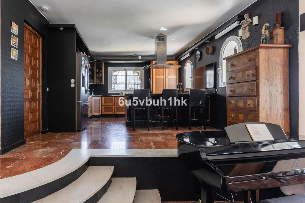 Huis te koop in Torreblanca | 4 slaapkamers H5343934