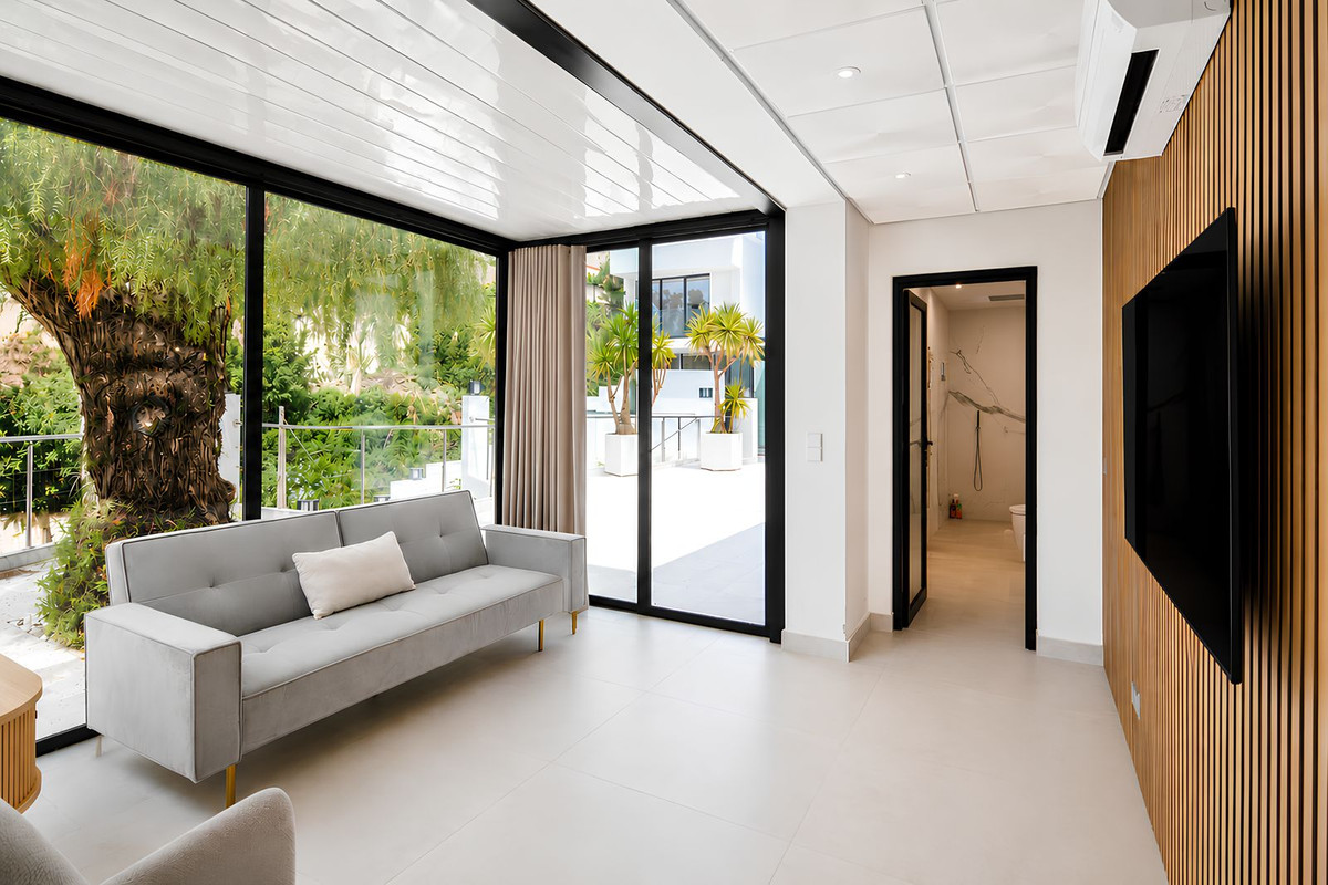 Property main view 33