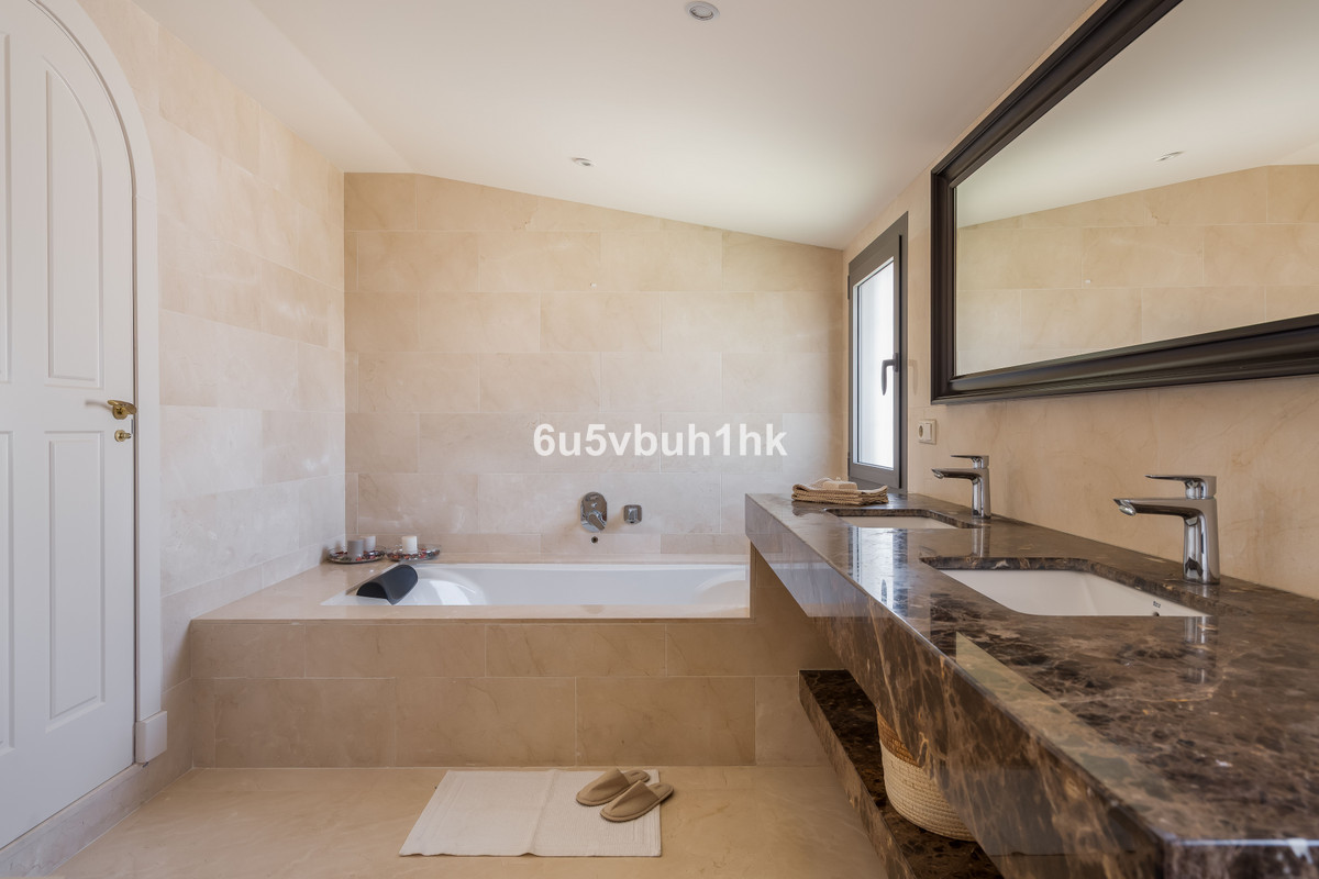 Huis te koop in Torreblanca | 4 slaapkamers H5471677