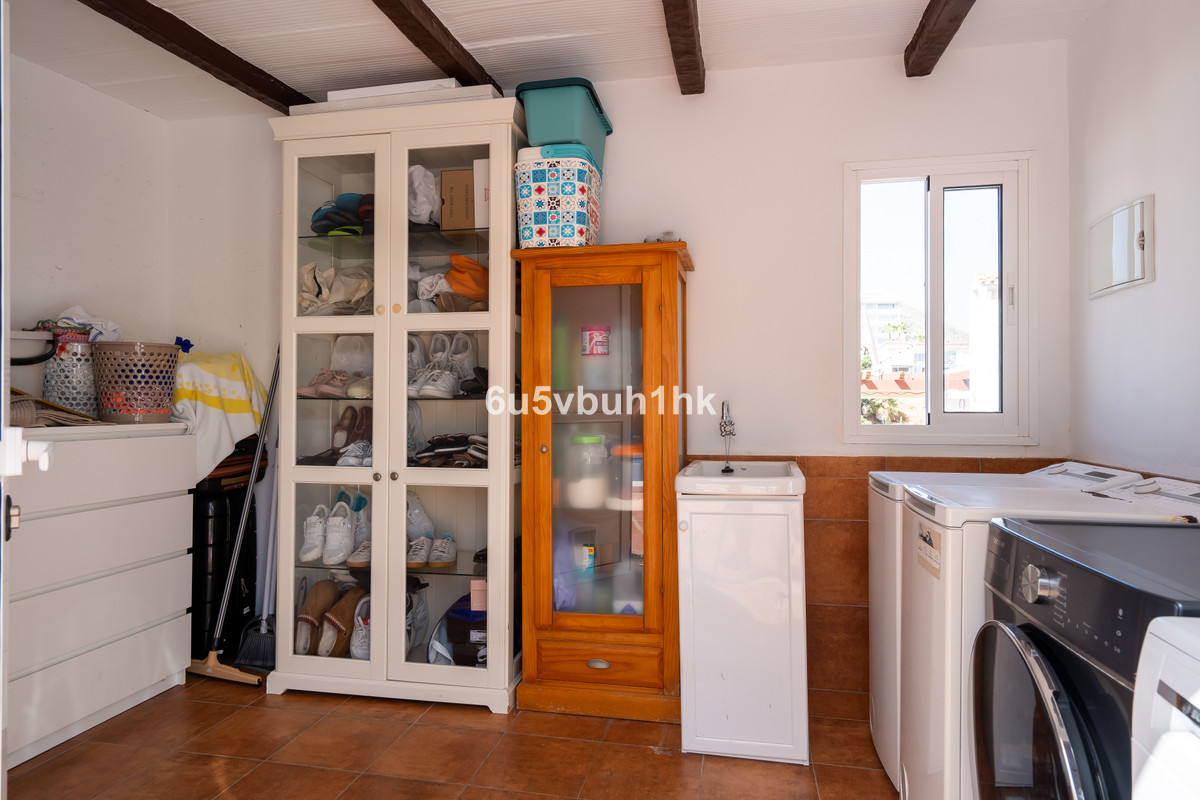 Huis te koop in Torreblanca | 4 slaapkamers H5471677