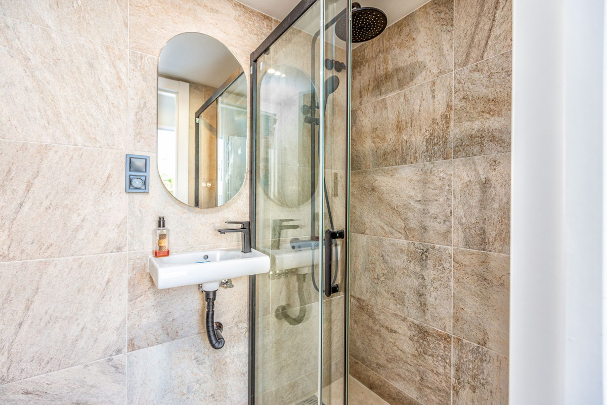 Property main view 44