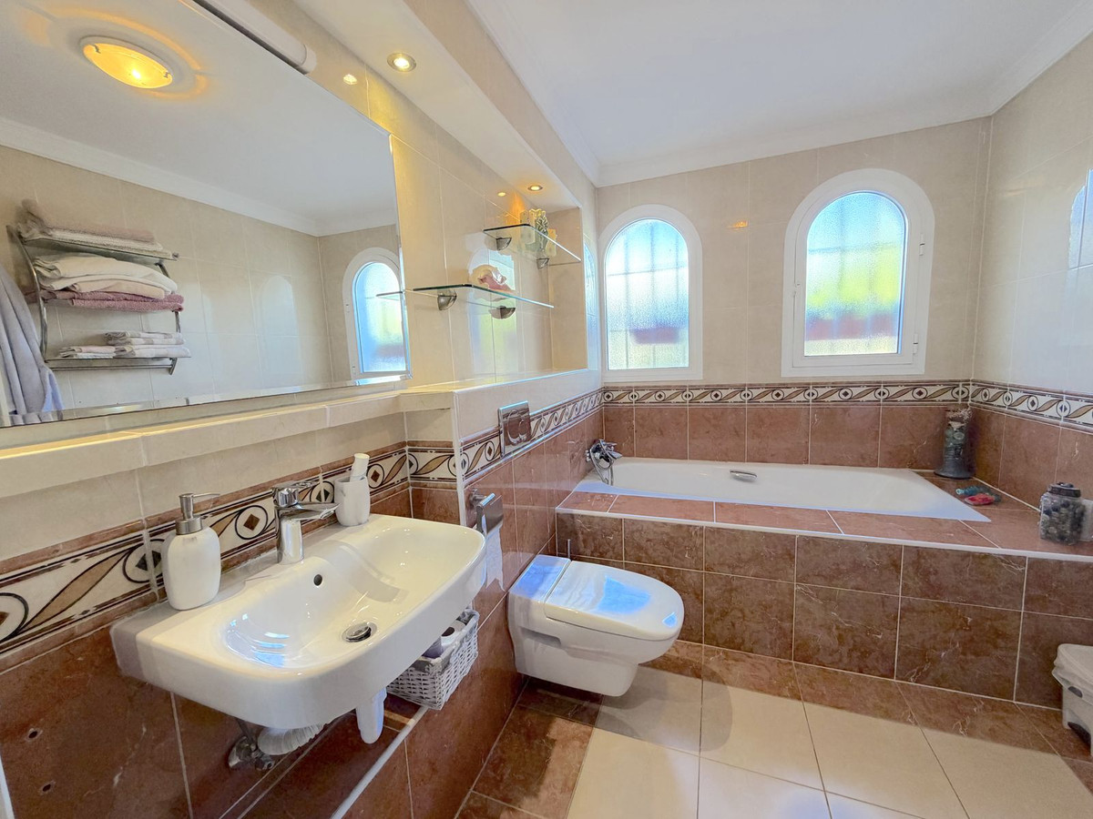Huis te koop in Torreblanca | 3 slaapkamers H5527321