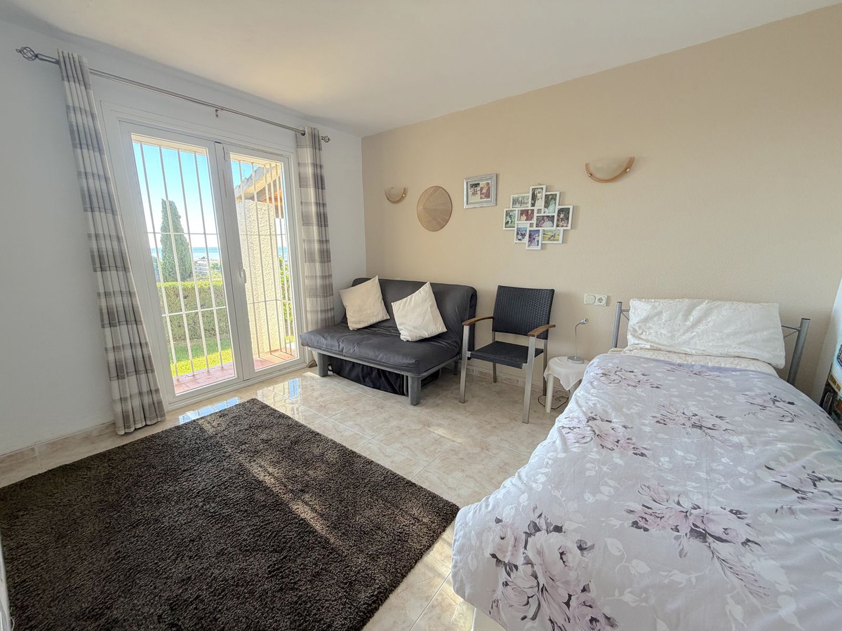 Huis te koop in Torreblanca | 3 slaapkamers H5527321