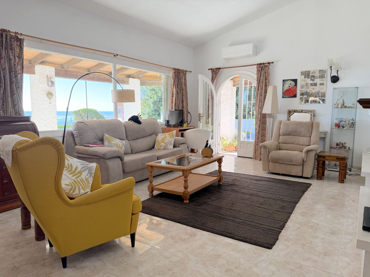 Huis te koop in Torreblanca | 3 slaapkamers H5527321