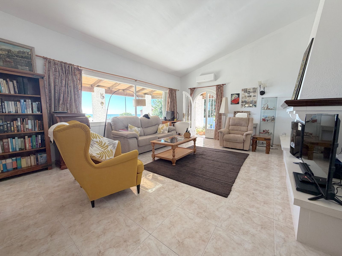 Huis te koop in Torreblanca | 3 slaapkamers H5527321