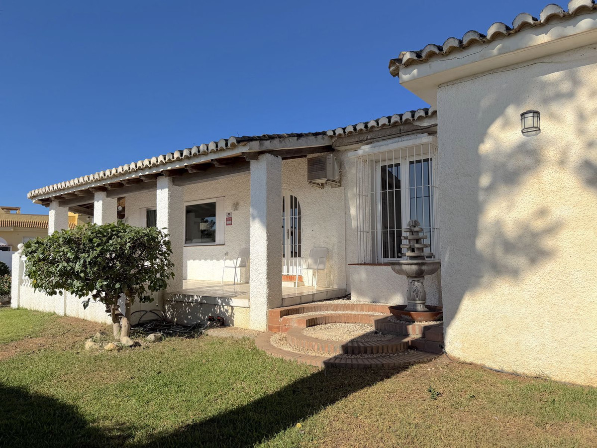 Huis te koop in Torreblanca | 3 slaapkamers H5527321