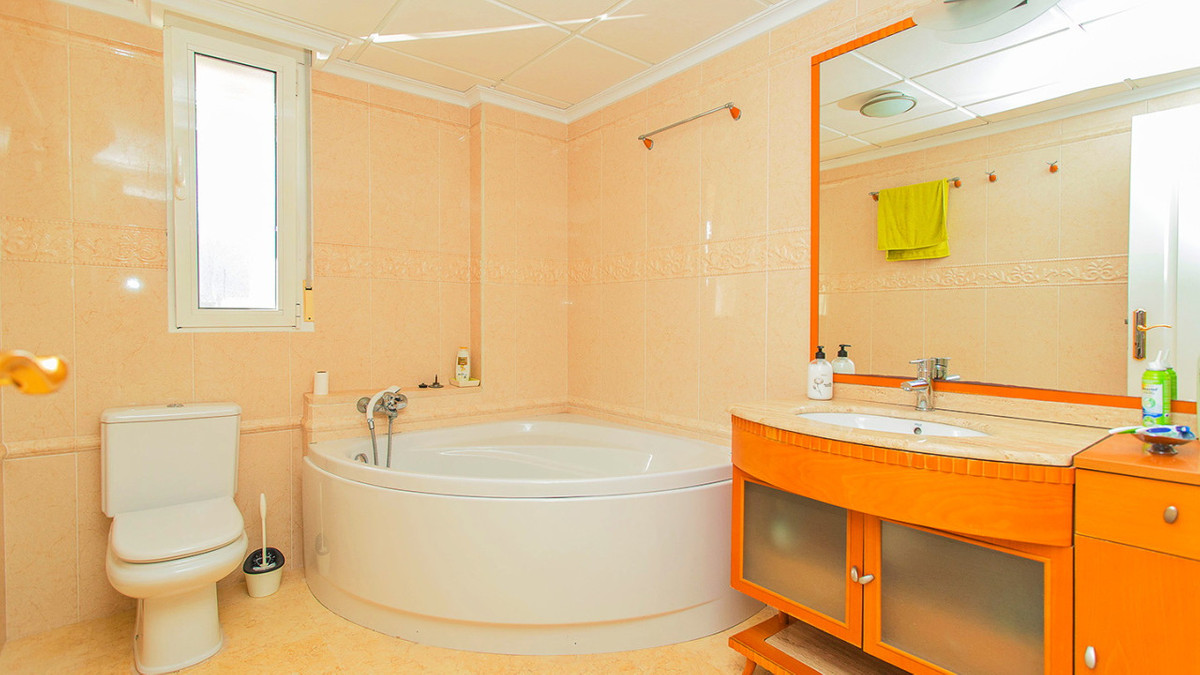 Huis te koop in Torrelamata | 5 slaapkamers H5295433