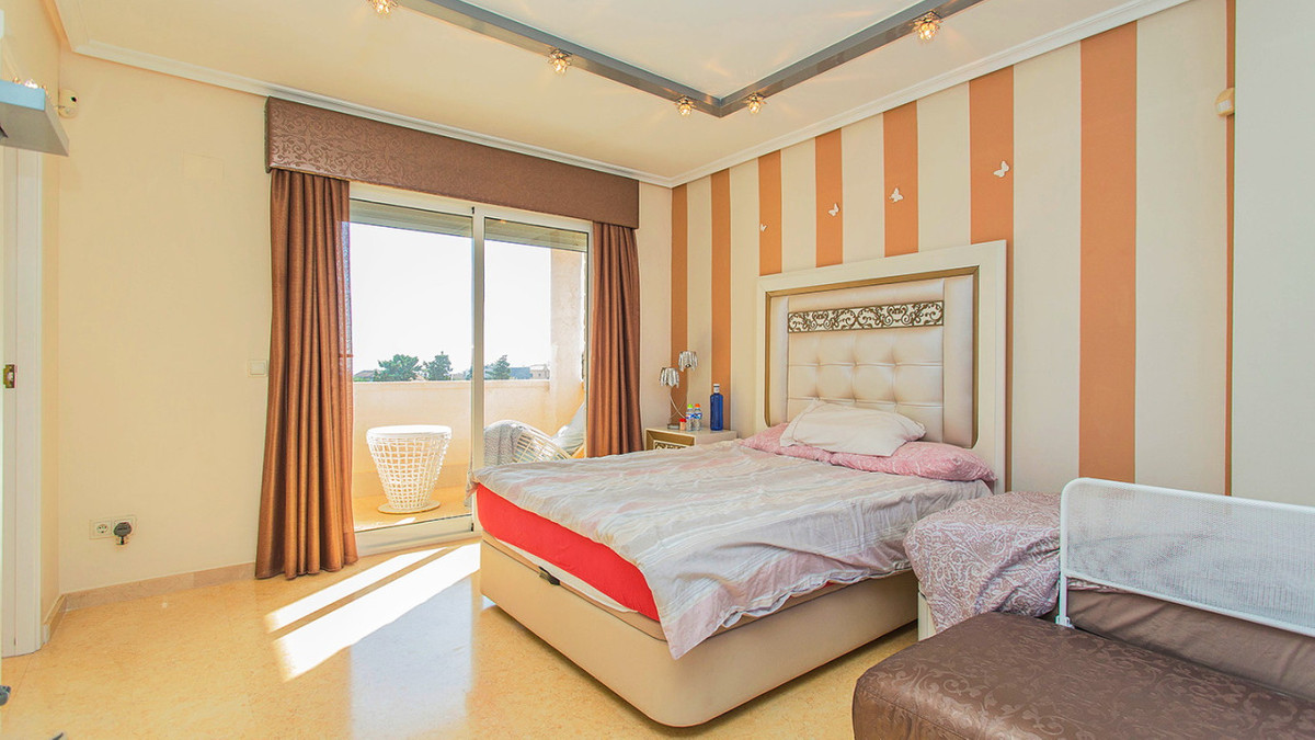 Huis te koop in Torrelamata | 5 slaapkamers H5295433