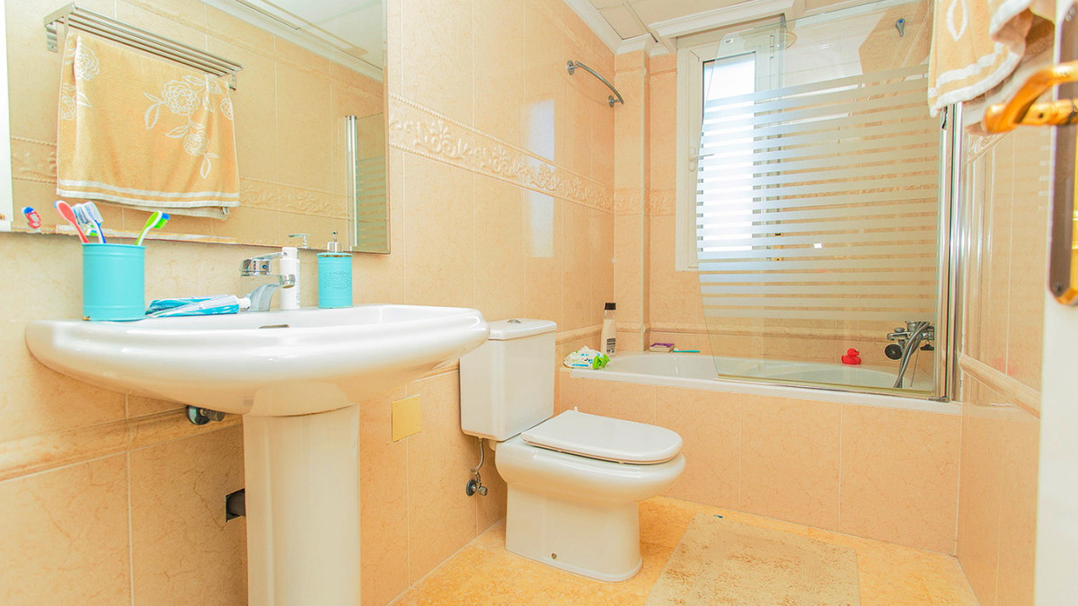 Huis te koop in Torrelamata | 5 slaapkamers H5295433