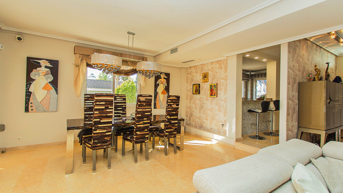 Huis te koop in Torrelamata | 5 slaapkamers H5295433