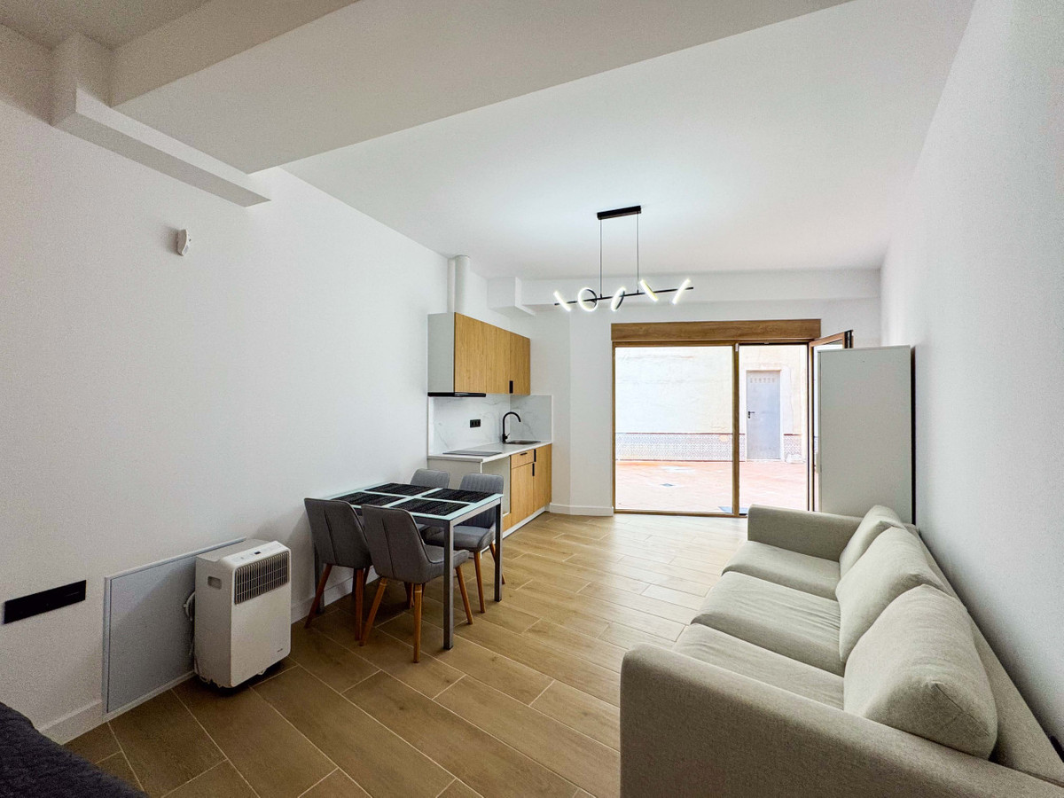 Appartement te koop in Torrelamata | 0 slaapkamers H5295574